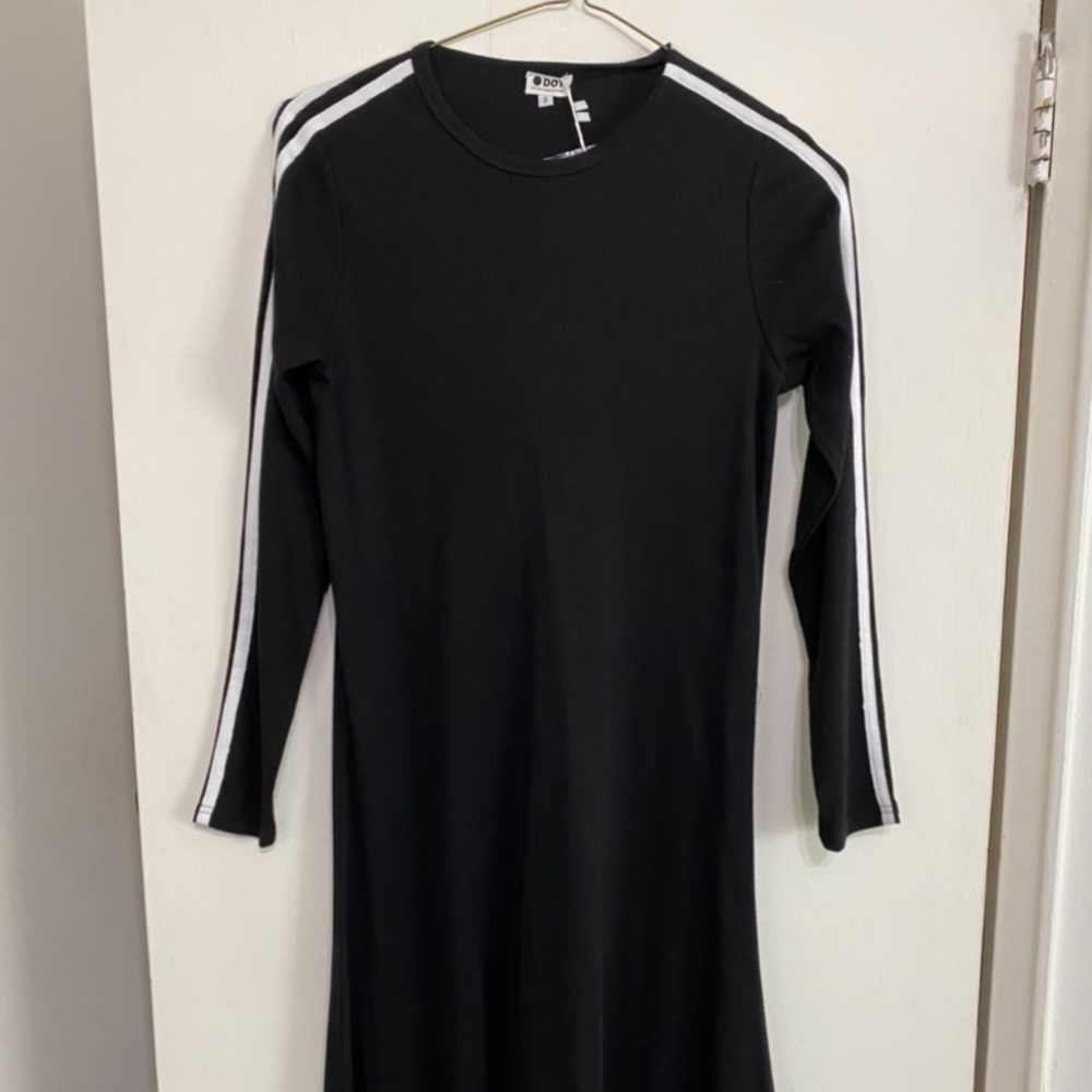 NWT DOT a line black long sleeve midi dress size S